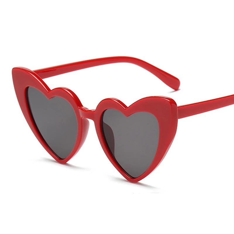 Vintage Heart-Shaped Cat Eye Sunglasses – UV400 Protection, Perfect Gift for Women