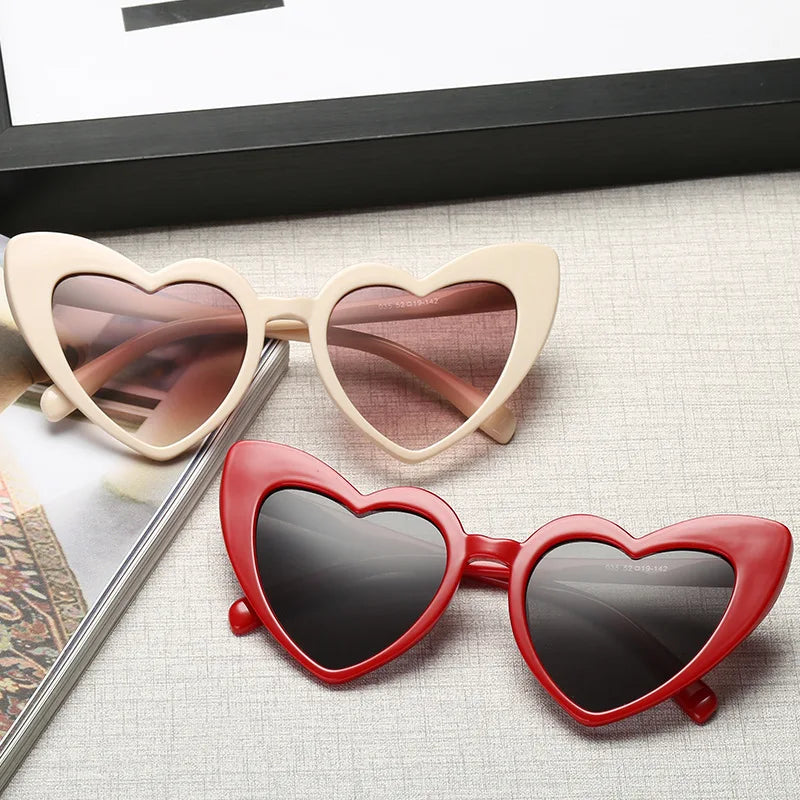 Vintage Heart-Shaped Cat Eye Sunglasses – UV400 Protection, Perfect Gift for Women