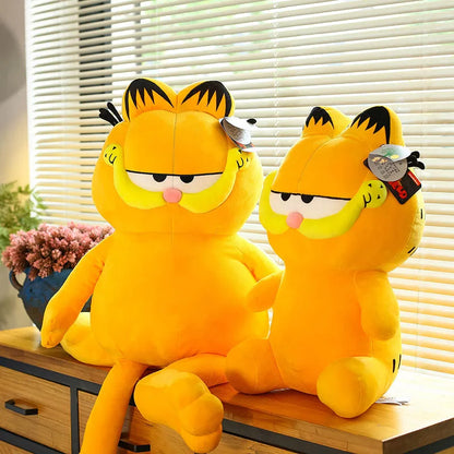 Garfield Plush Toy: The Perfect Sleep Buddy for Kids!