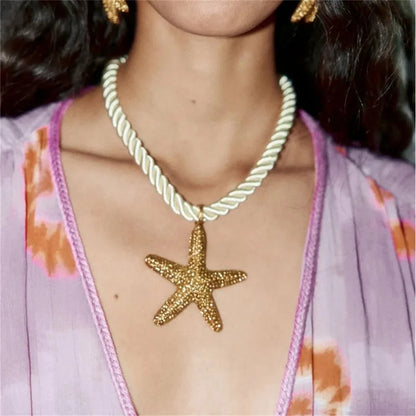 Exquisite Set Golden Starfish Jewellery  for Women | Fashionable Ocean-inspired Necklace and Earrings