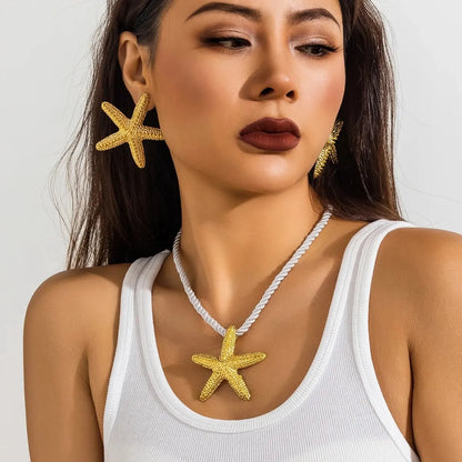 Extravagant Starfish Set Choker Necklace and Earrings Set