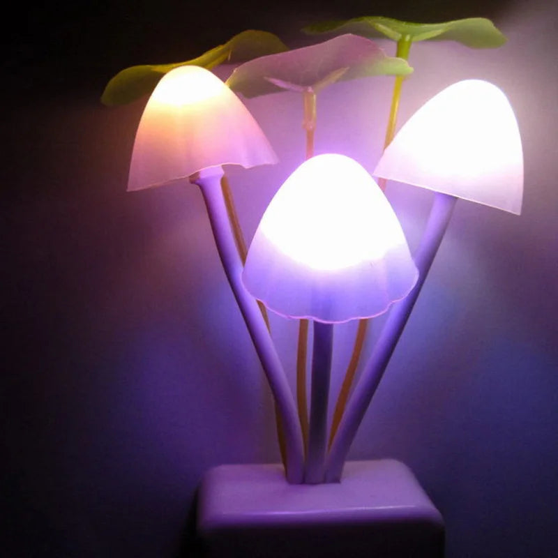 Mushroom LED Night Light with Light Sensor – EU/US Plug, Color-Changing