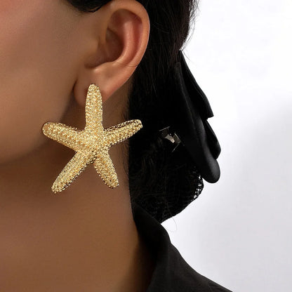 Exquisite Set Golden Starfish Jewellery  for Women | Fashionable Ocean-inspired Necklace and Earrings