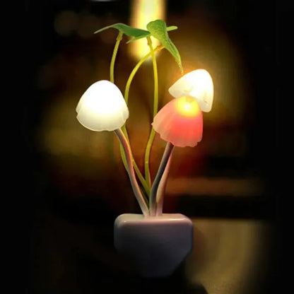 Mushroom LED Night Light with Light Sensor – EU/US Plug, Color-Changing