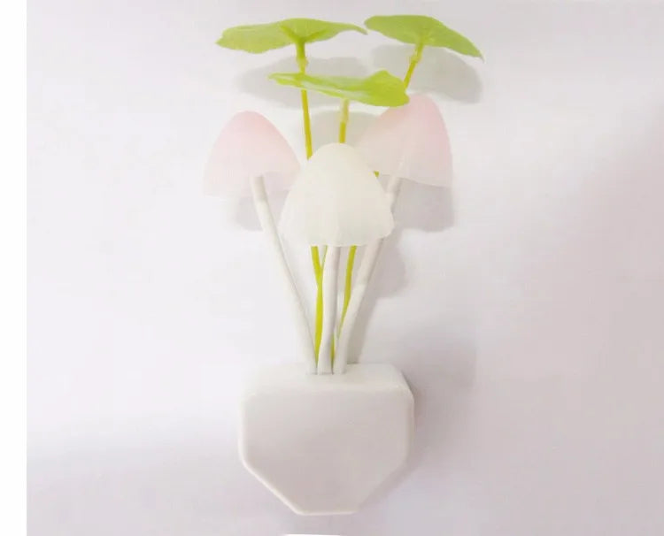 Mushroom LED Night Light with Light Sensor – EU/US Plug, Color-Changing